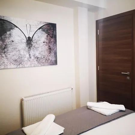 Apartment Noras Delouxe1 *