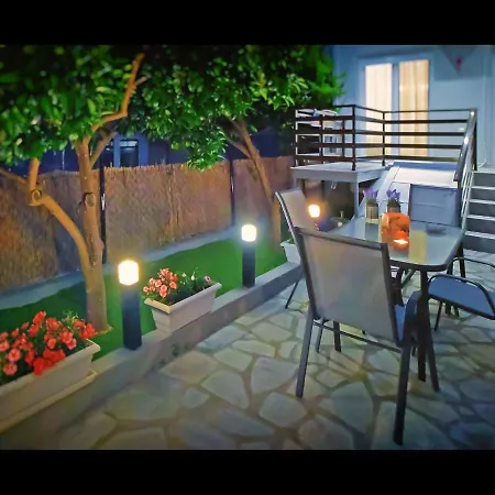 Apartment Noras Delouxe1 *